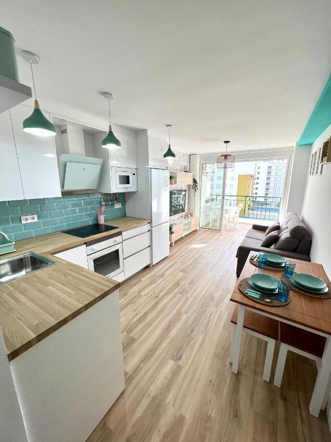 Nuevo Centrico En Primera Linea De Playa Con Vistas Al Mar, Piscina, Aire Acondicionado Y Wifi Apartment *